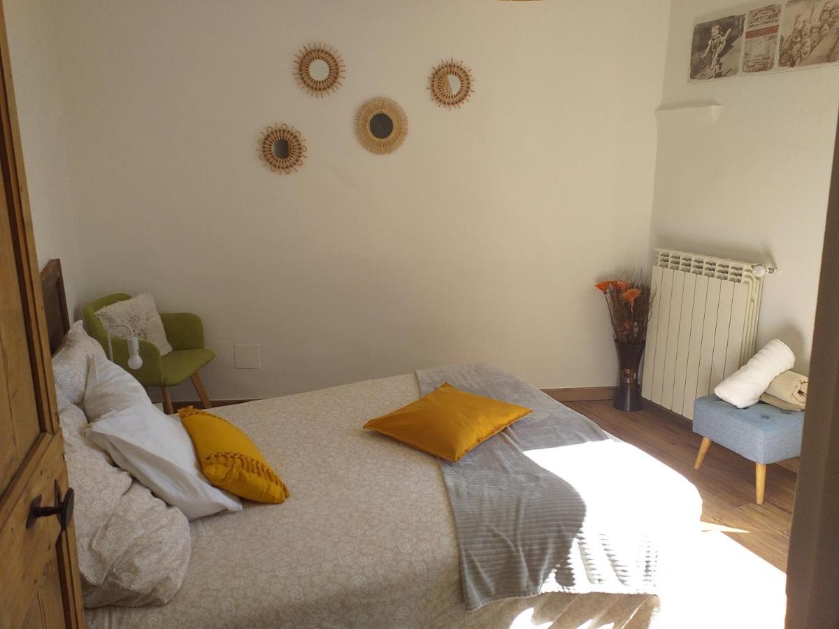 Deux M Bed and Breakfast Villes-sur-Auzon Exterior foto